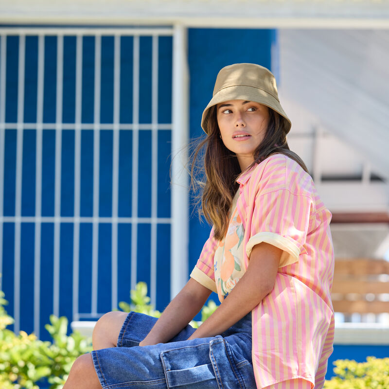 B90N EarthAware® Organic Cotton Bucket Hat in Desert Sand